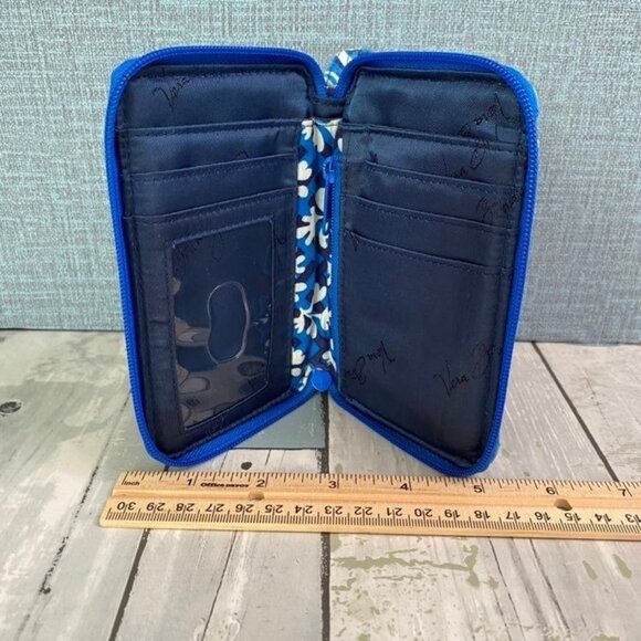 Vera Bradley Small Zippered Wallet in Blue and White - Picture 2 of 4